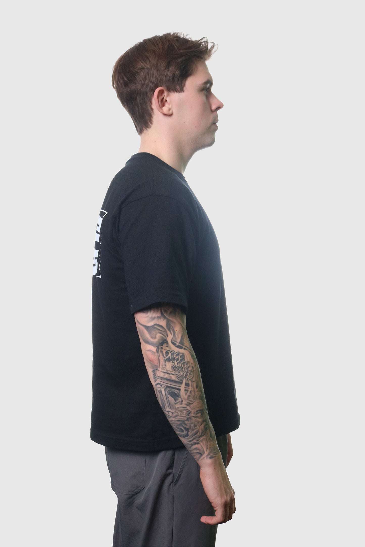 Globe Tee - Sort