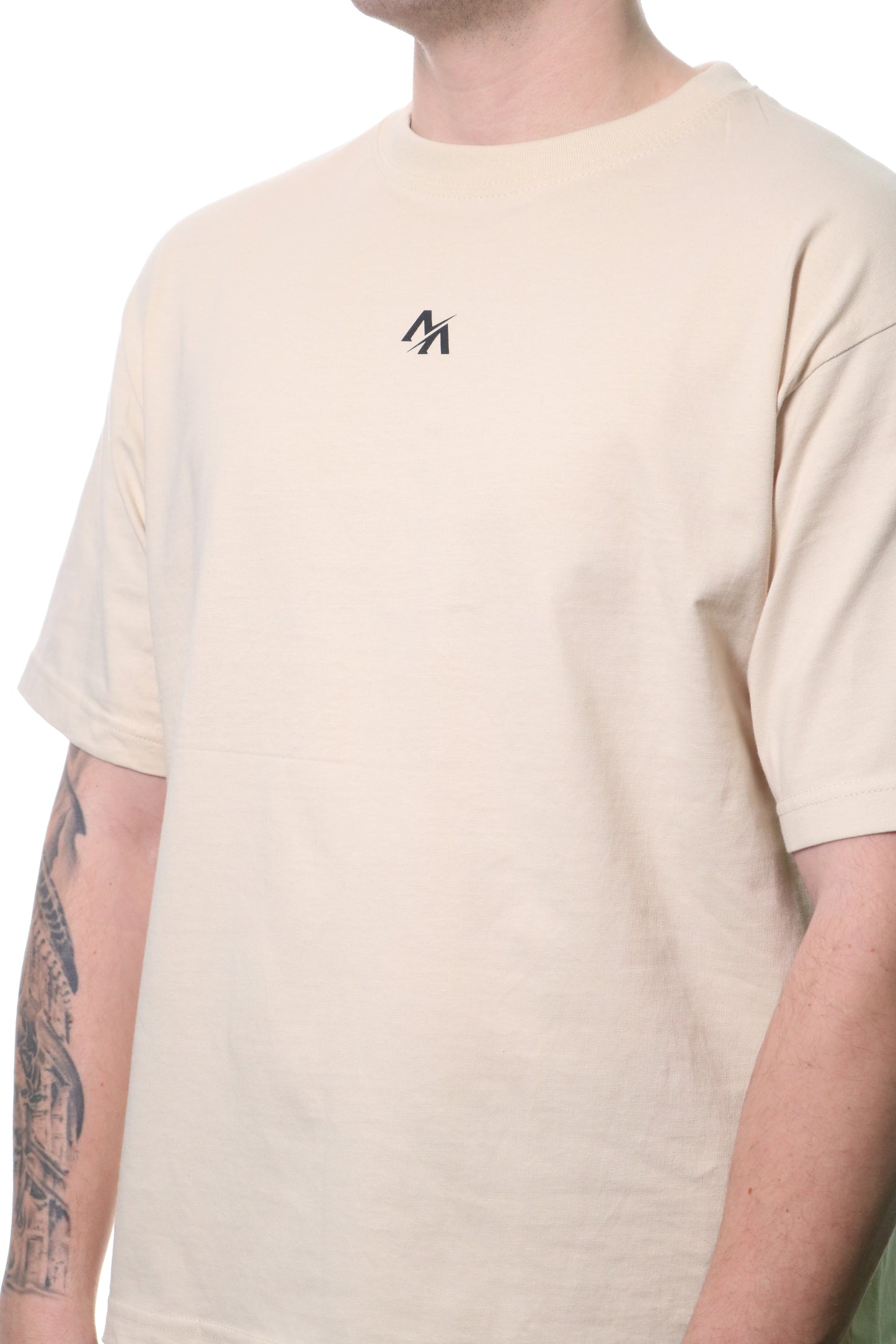 globe t shirt